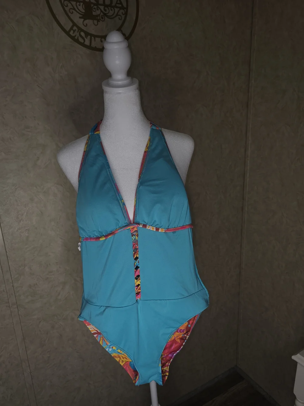 Bleu Rod Beattie vibrant tropical